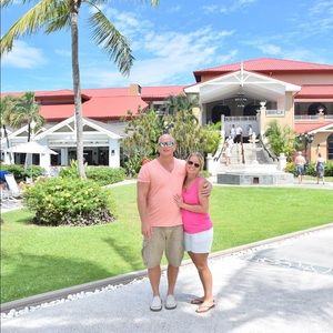 Meet your Posher, Simone